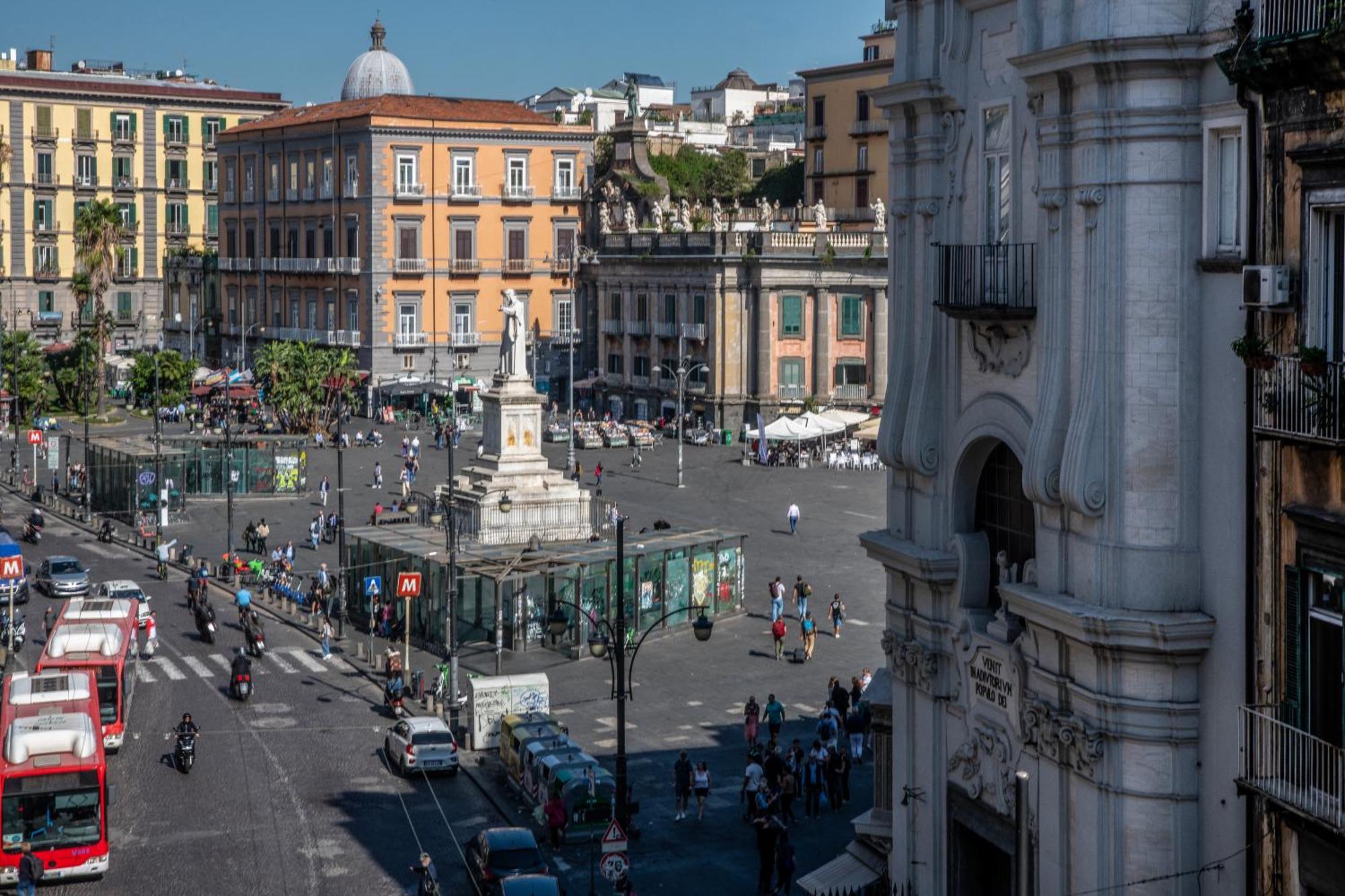 Maison Toledo Suites Naples Exterior photo